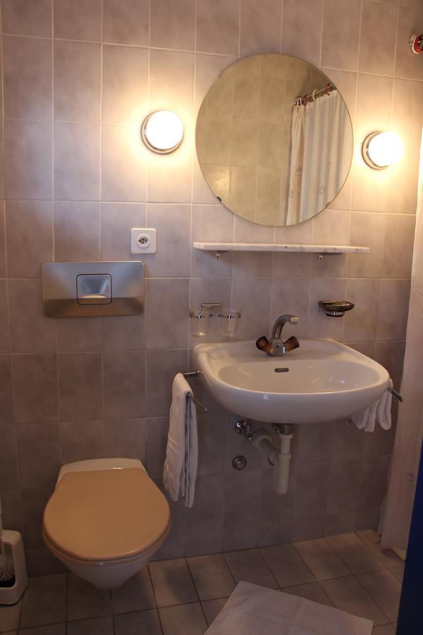 Hotel Schiffahrt Mols ภายนอก รูปภาพ