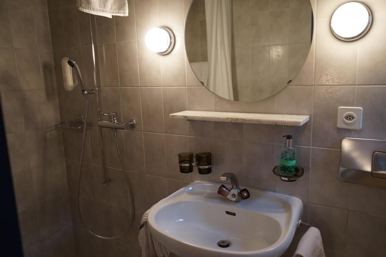 Hotel Schiffahrt Mols ภายนอก รูปภาพ